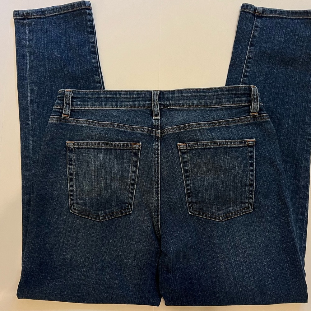 Eileen Fisher Sz 4 zip/button front straight leg. Jeans